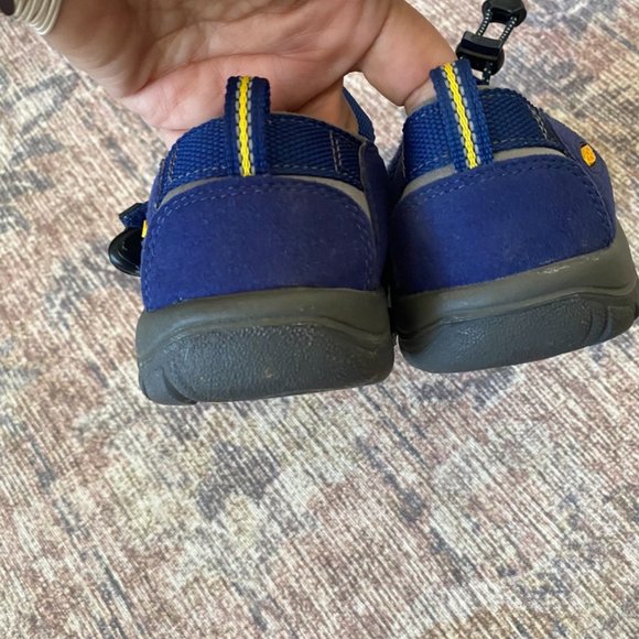 Keen Kids Newport H2 Water Friendly Sandal KEEN SIze 4 - Picture 3 of 6